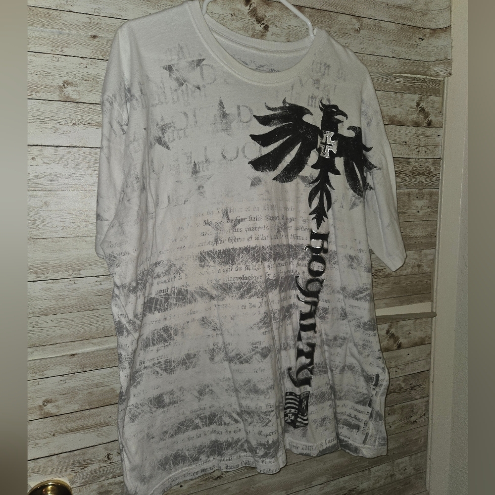 Men's White and Black Graphic Konflic T-Shirt 2xl